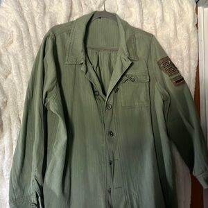 Army green heavy shirt could be a light jacket size large.  Never worn